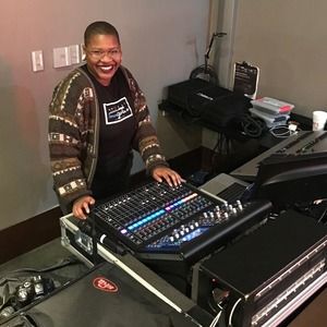 Meet your Posher, Alyasia